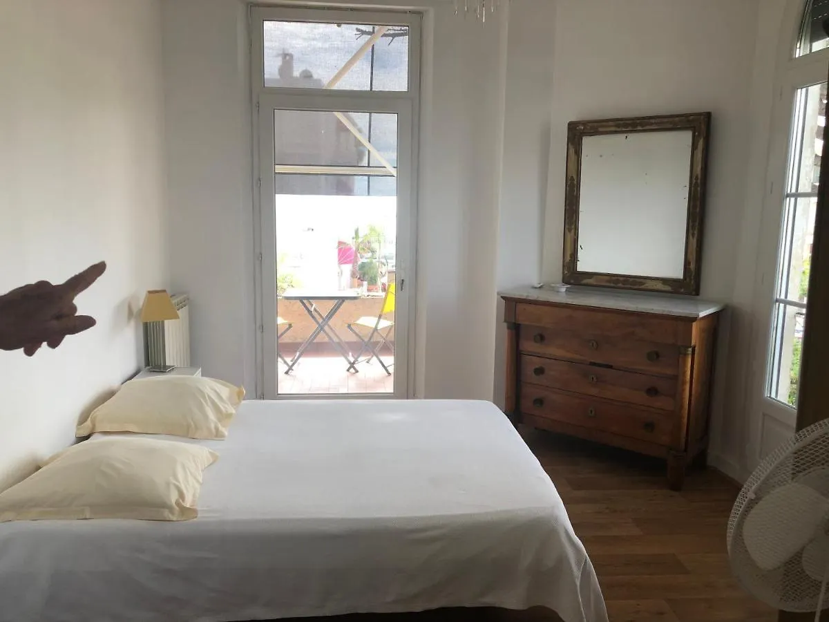 Etoile De La Plage T2 Parking Gratuit La Ciotat 0*,  France