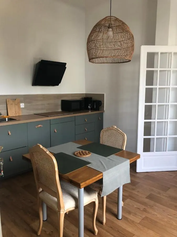 Etoile De La Plage T2 Parking Gratuit La Ciotat 0*,  France